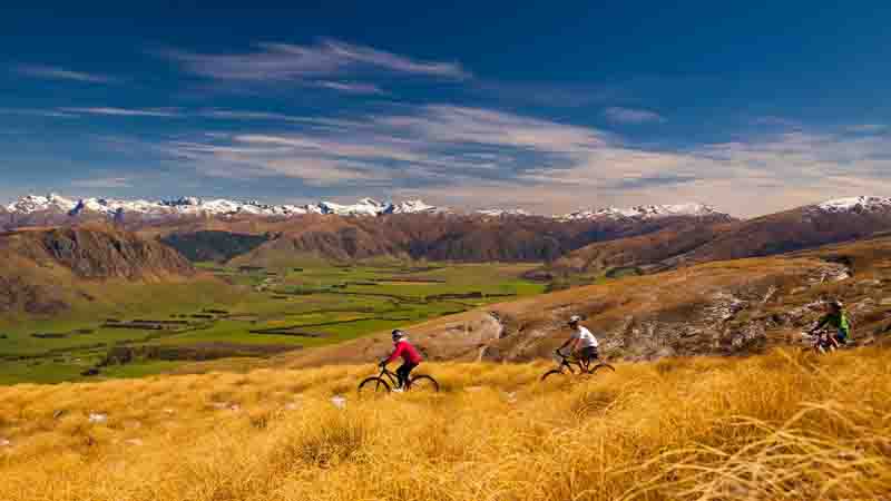 Come and explore one of New Zealand’s best loved trails, Welcome Rock, with a Biking Day Pass. A truly unique Southern adventure, just 1 hour from Queenstown.